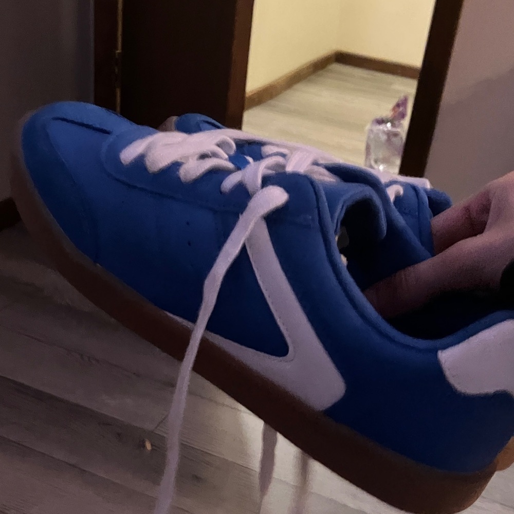 No Boundaries Blue and White Men's Sneakers